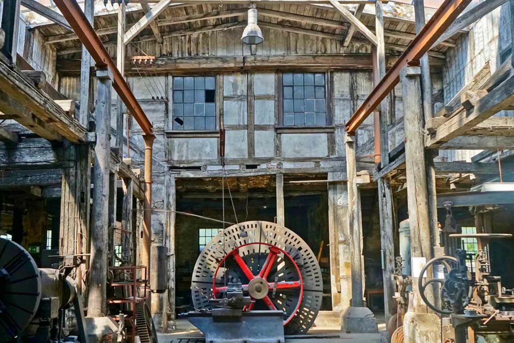 Maschinenausstellung im Industriedenkmal Königshütte