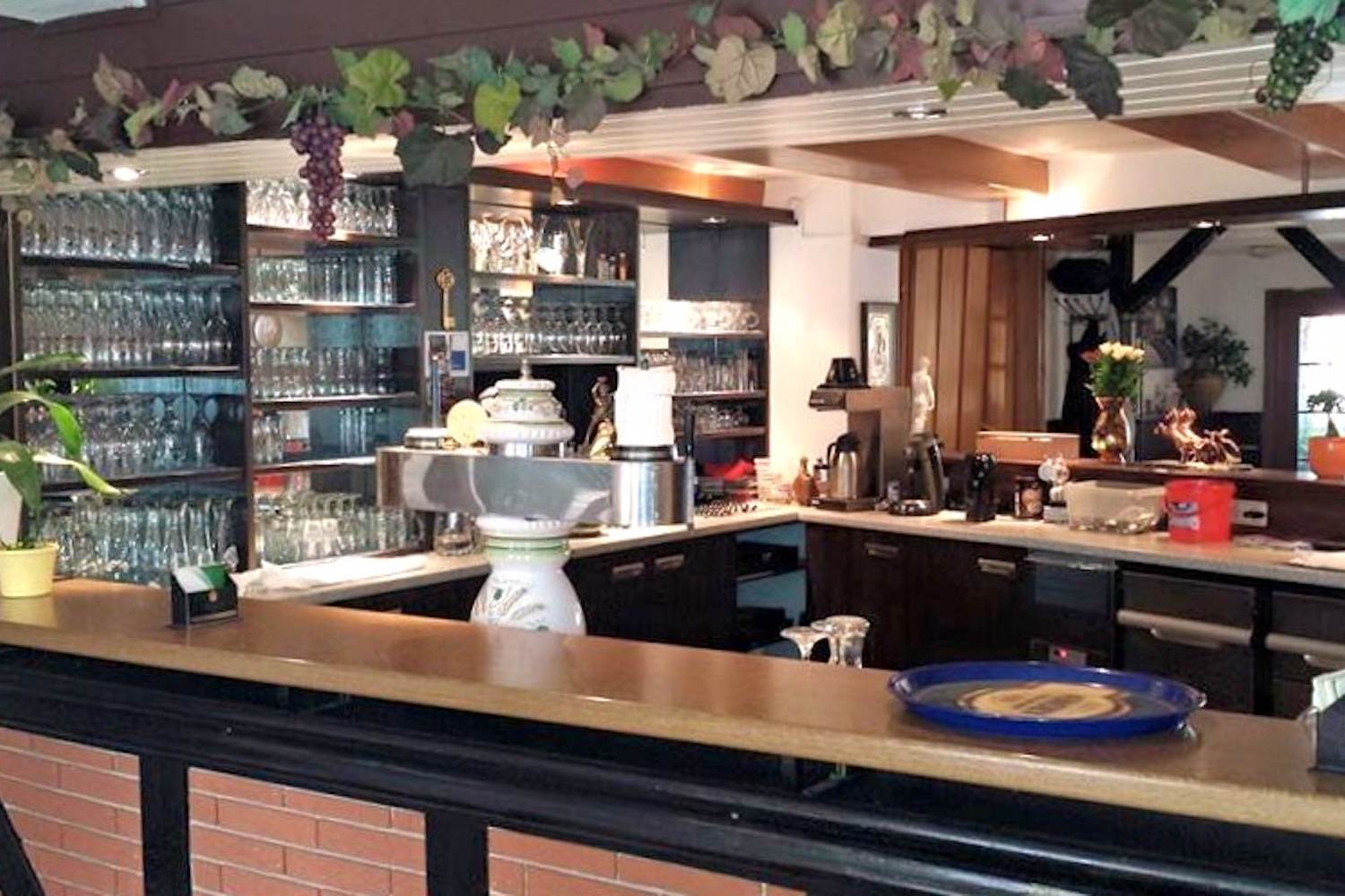 Restaurant Olympia Theke im Innenraum